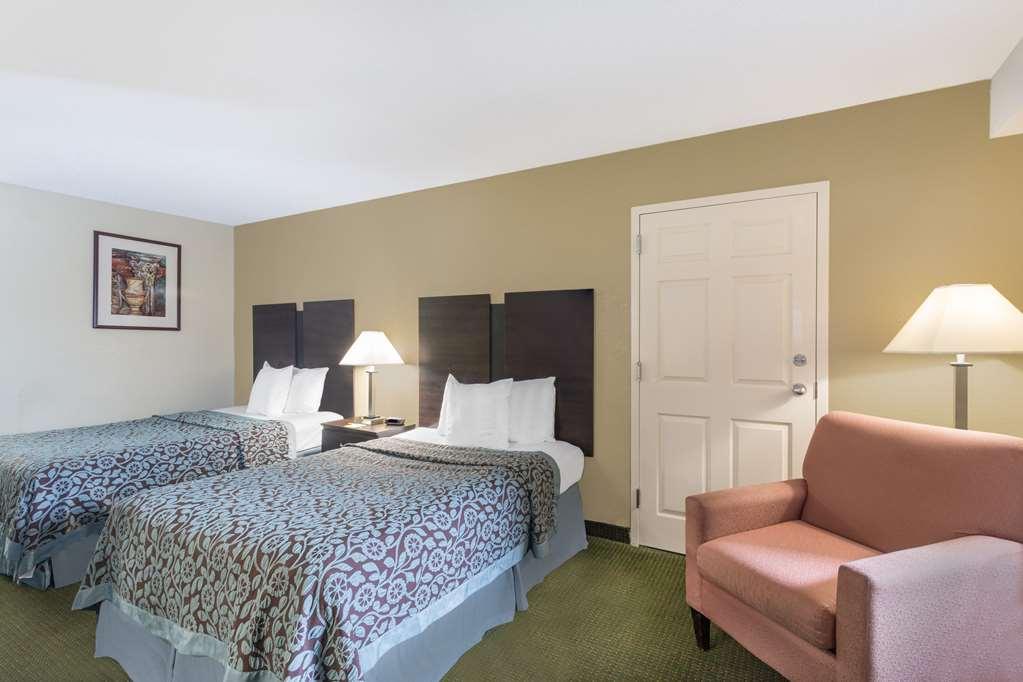Days Inn & Suites By Wyndham Columbia Airport West Columbia Quarto foto